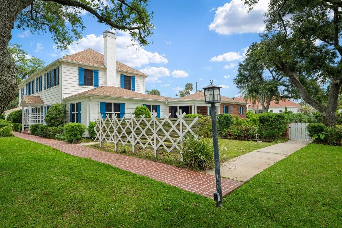 BELLEWOOD - Residential