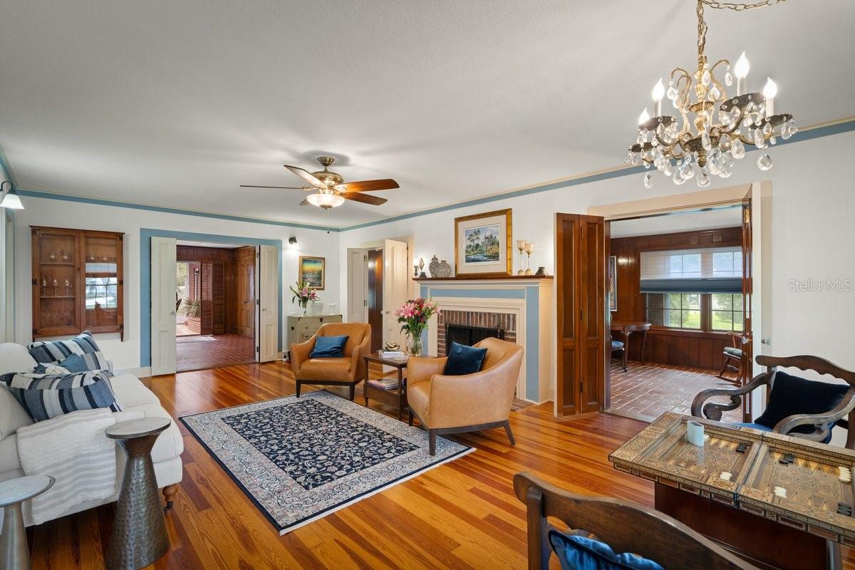 BELLEWOOD - Residential