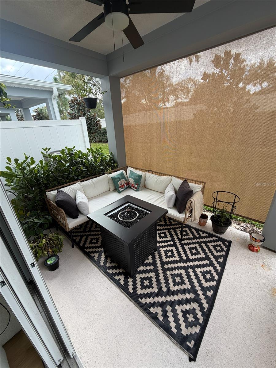 GRAYSON SQUARE - Residential