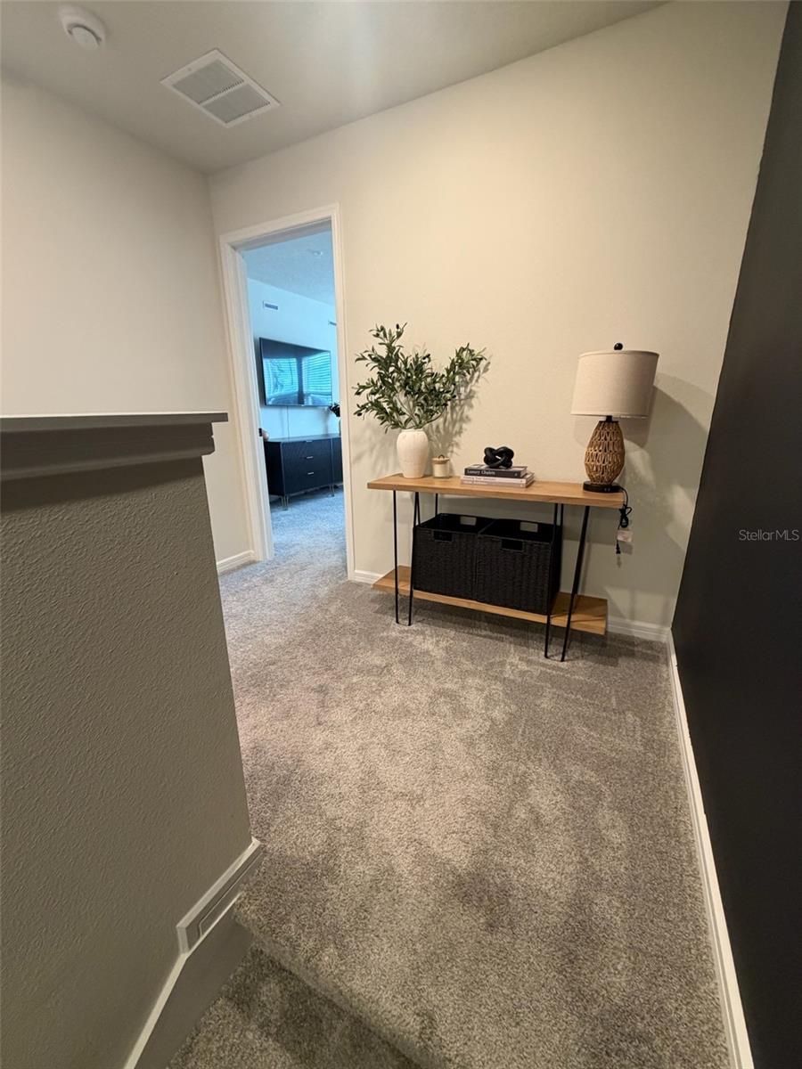 GRAYSON SQUARE - Residential