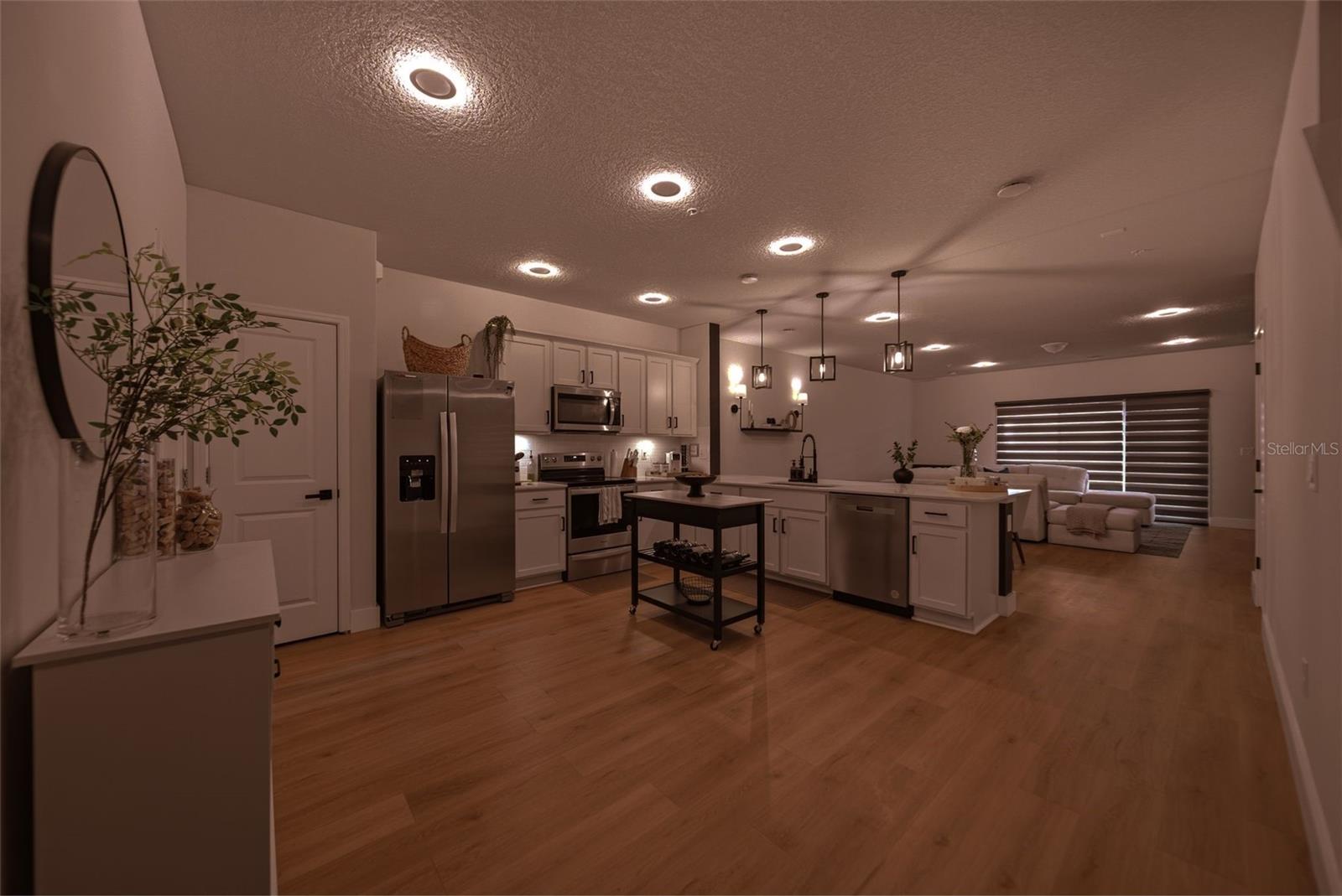 GRAYSON SQUARE - Residential