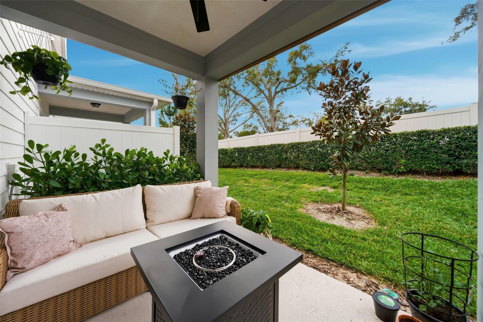 GRAYSON SQUARE - Residential