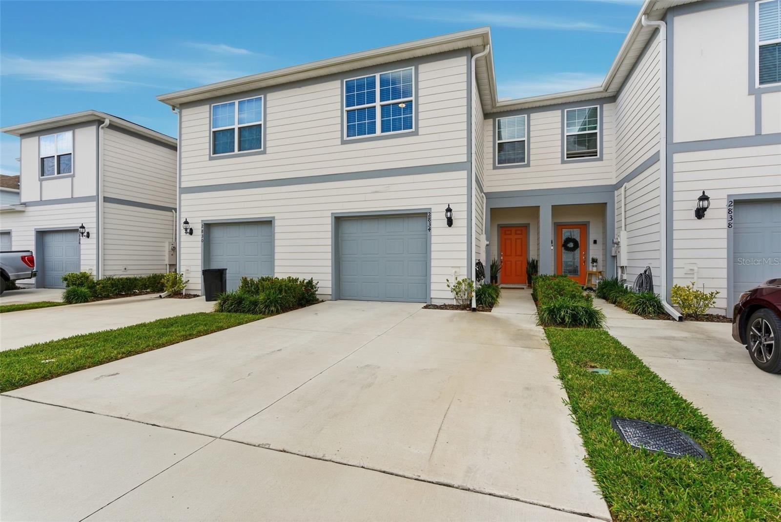 GRAYSON SQUARE - Residential