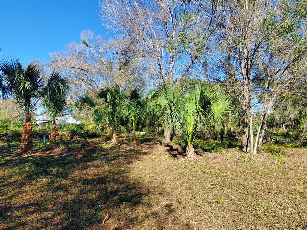 RIVERSIDE PARK SUB - Land