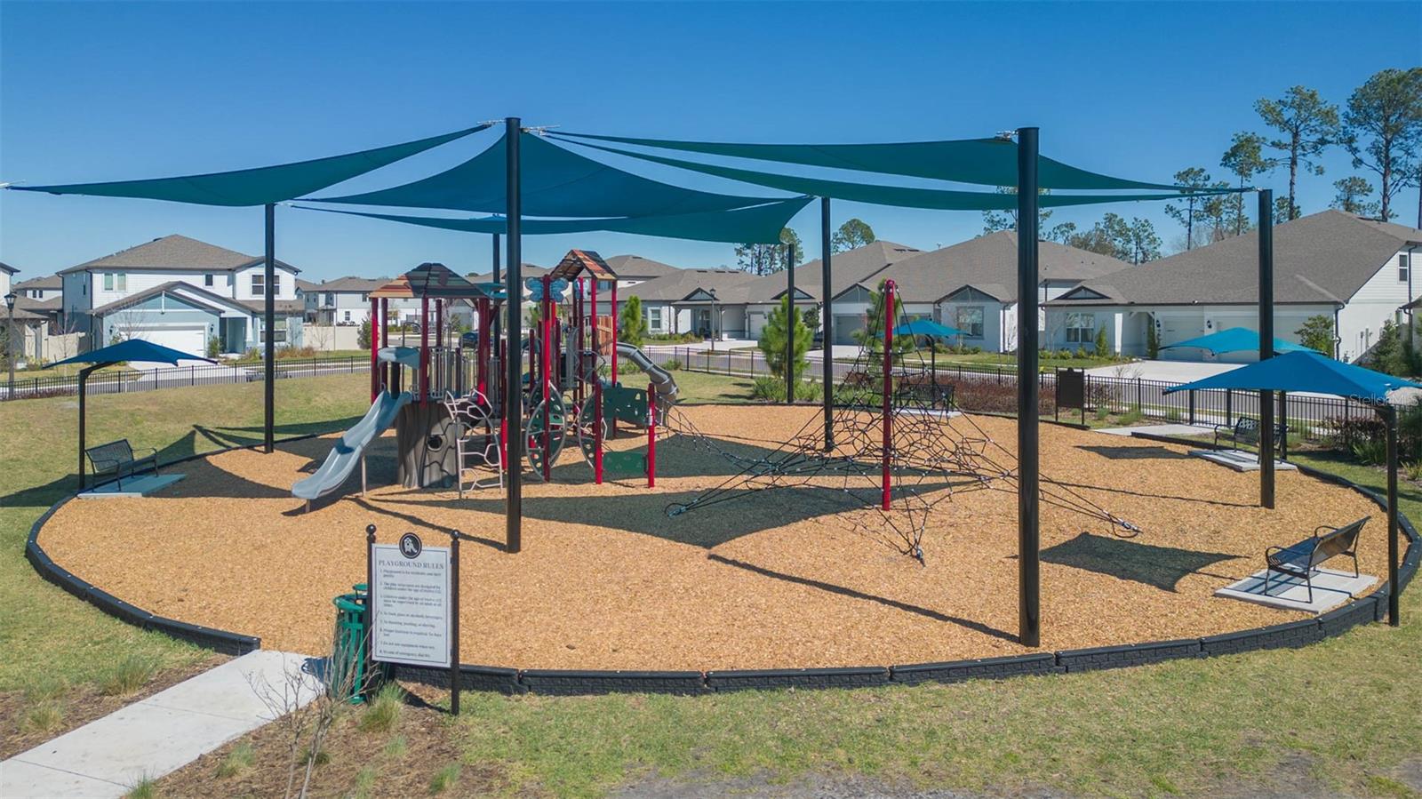 WHISPERING PINES - Residential