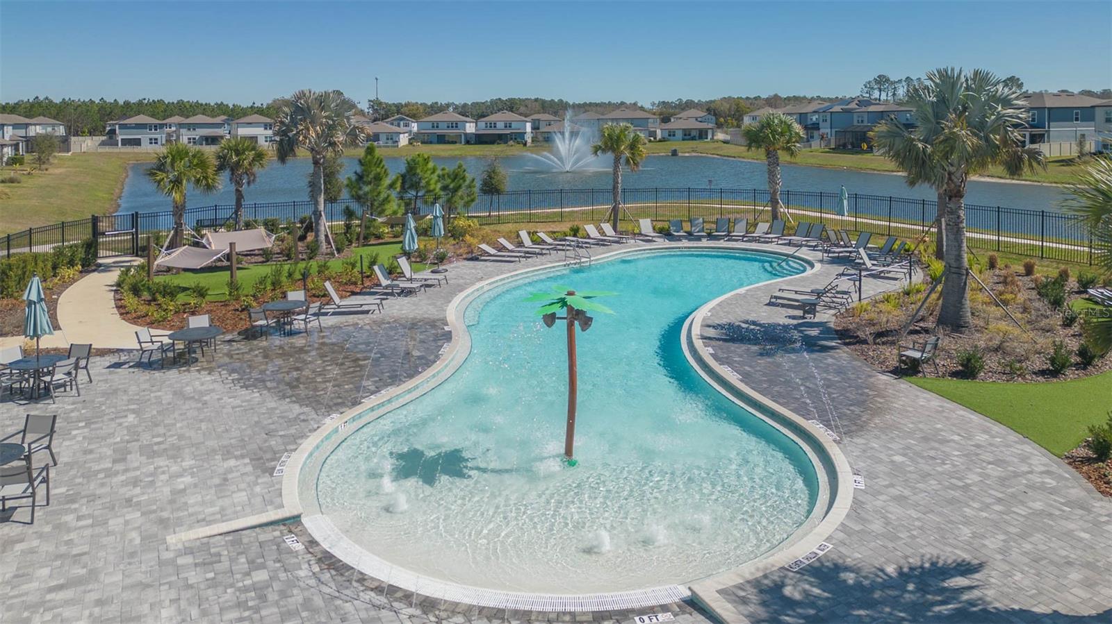 WHISPERING PINES - Residential