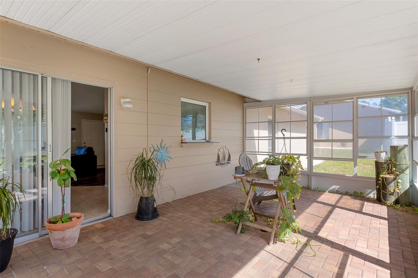 SPRING HILL UNIT 17 - Residential