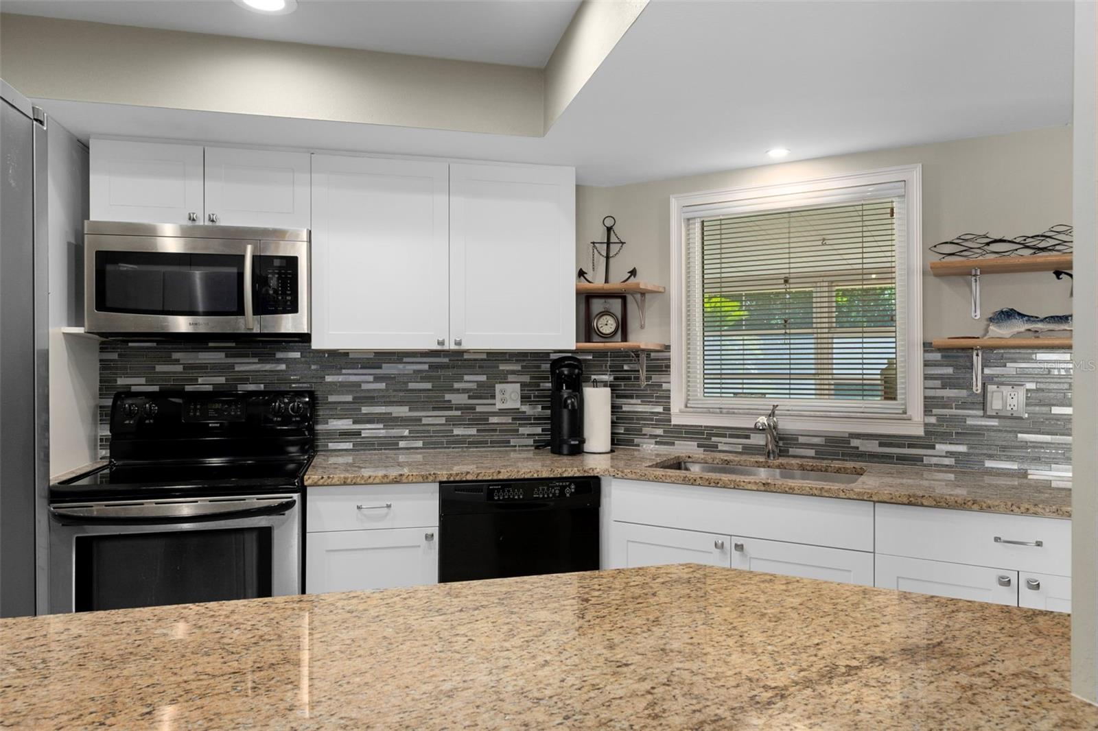 SPRING HILL UNIT 17 - Residential