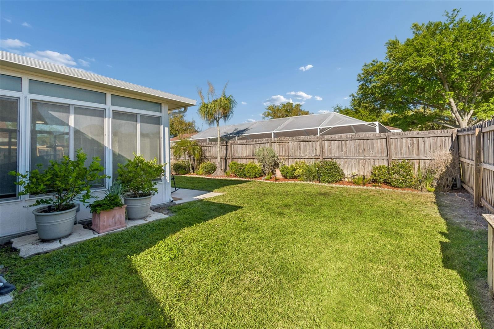 MEADOWGLEN - Residential