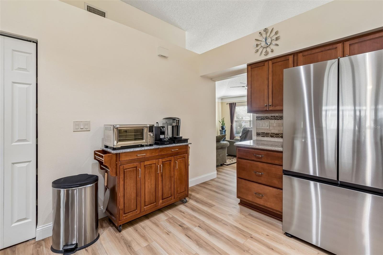 MEADOWGLEN - Residential