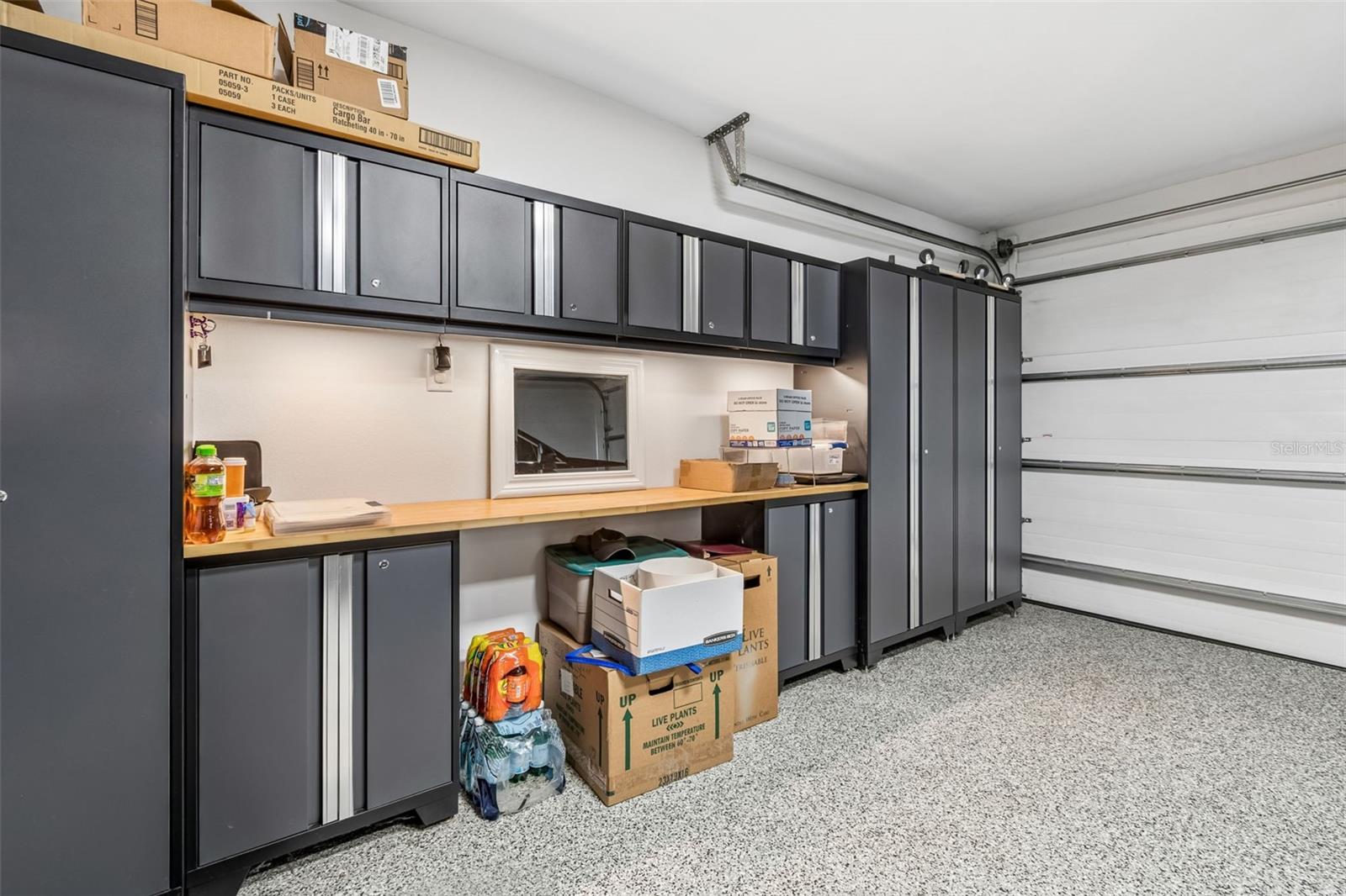 MEADOWGLEN - Residential