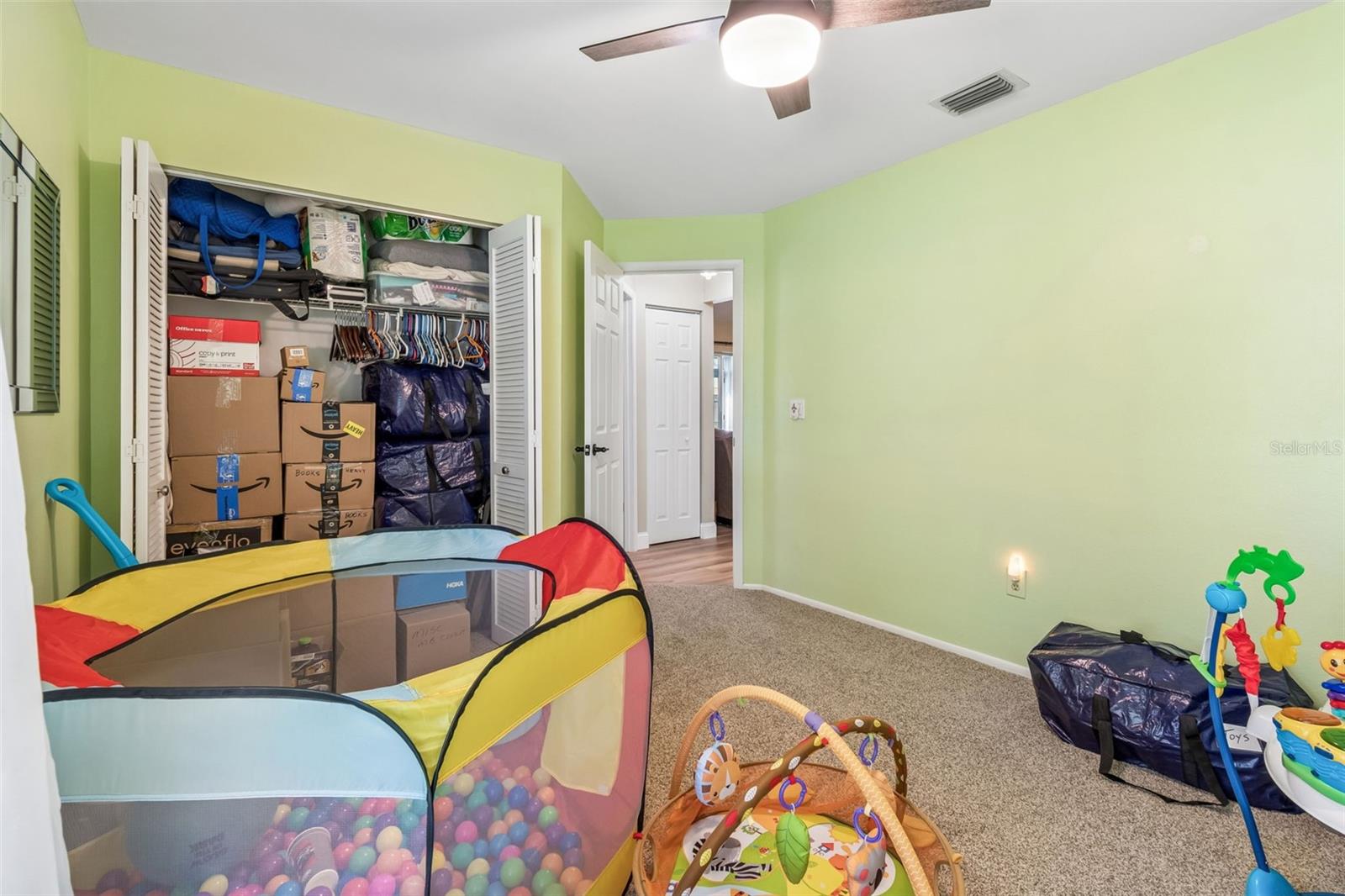 MEADOWGLEN - Residential