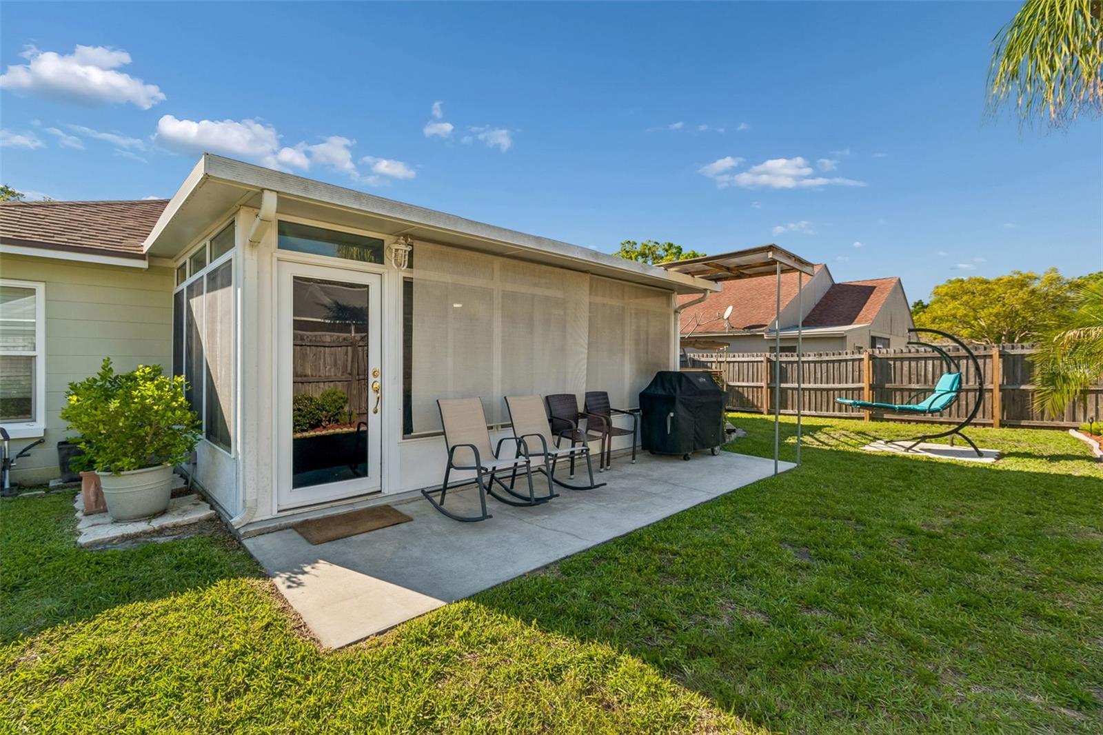 MEADOWGLEN - Residential