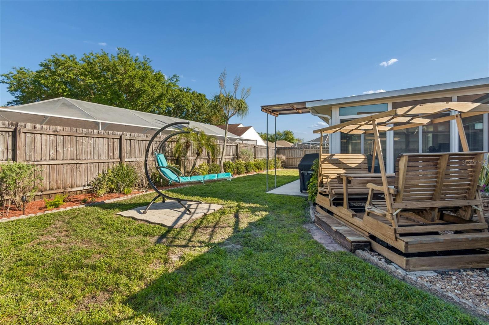 MEADOWGLEN - Residential