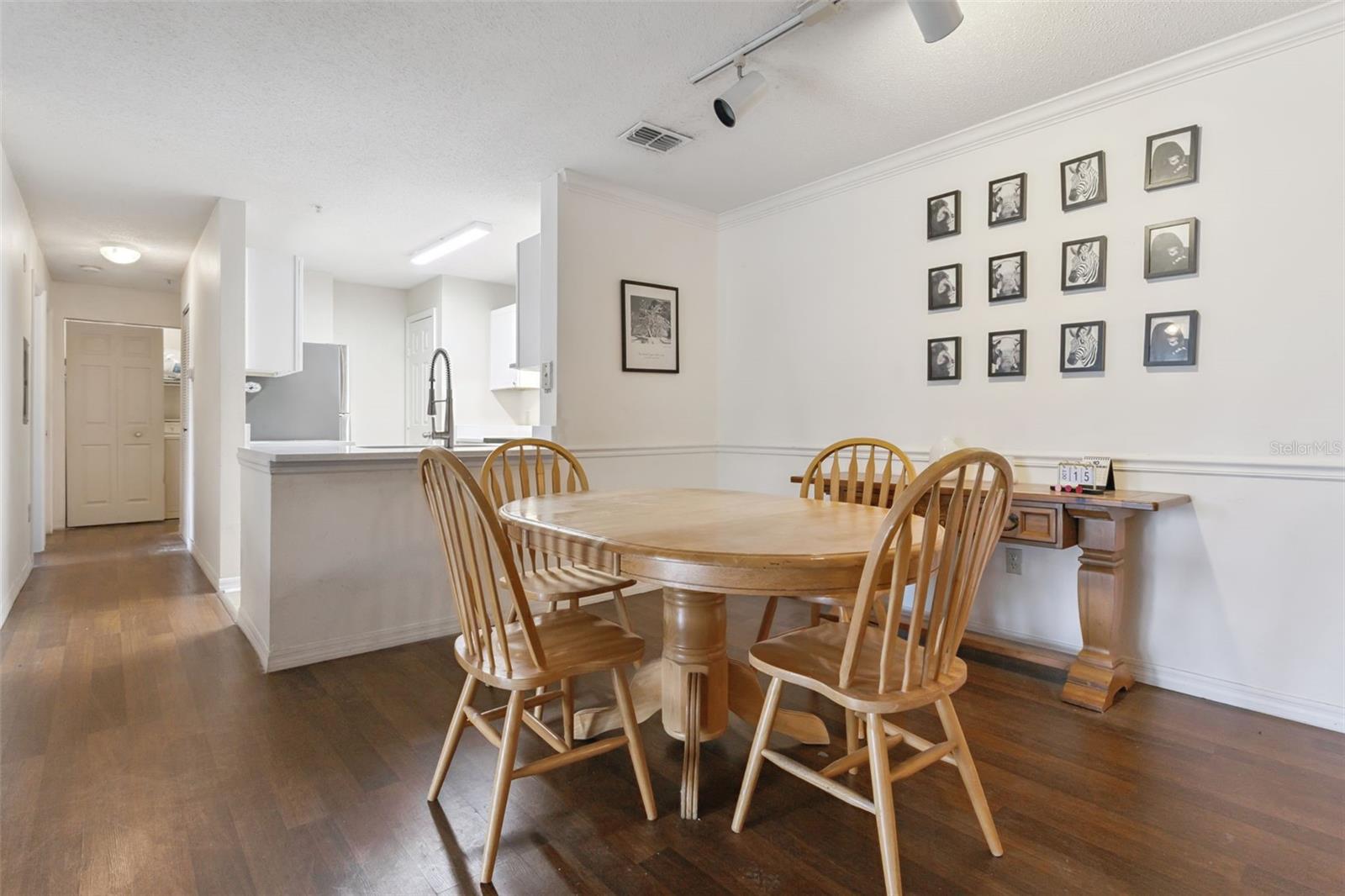 VILLAS AT LAKESIDE A CONDO - Residential