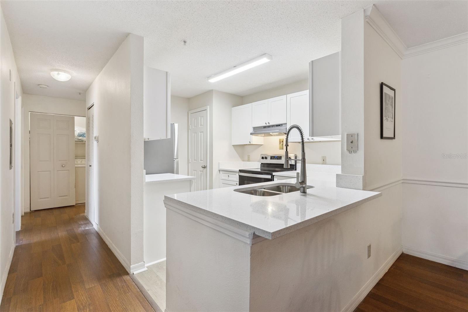 VILLAS AT LAKESIDE A CONDO - Residential