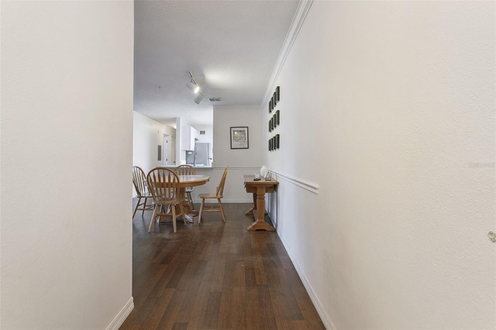 VILLAS AT LAKESIDE A CONDO - Residential