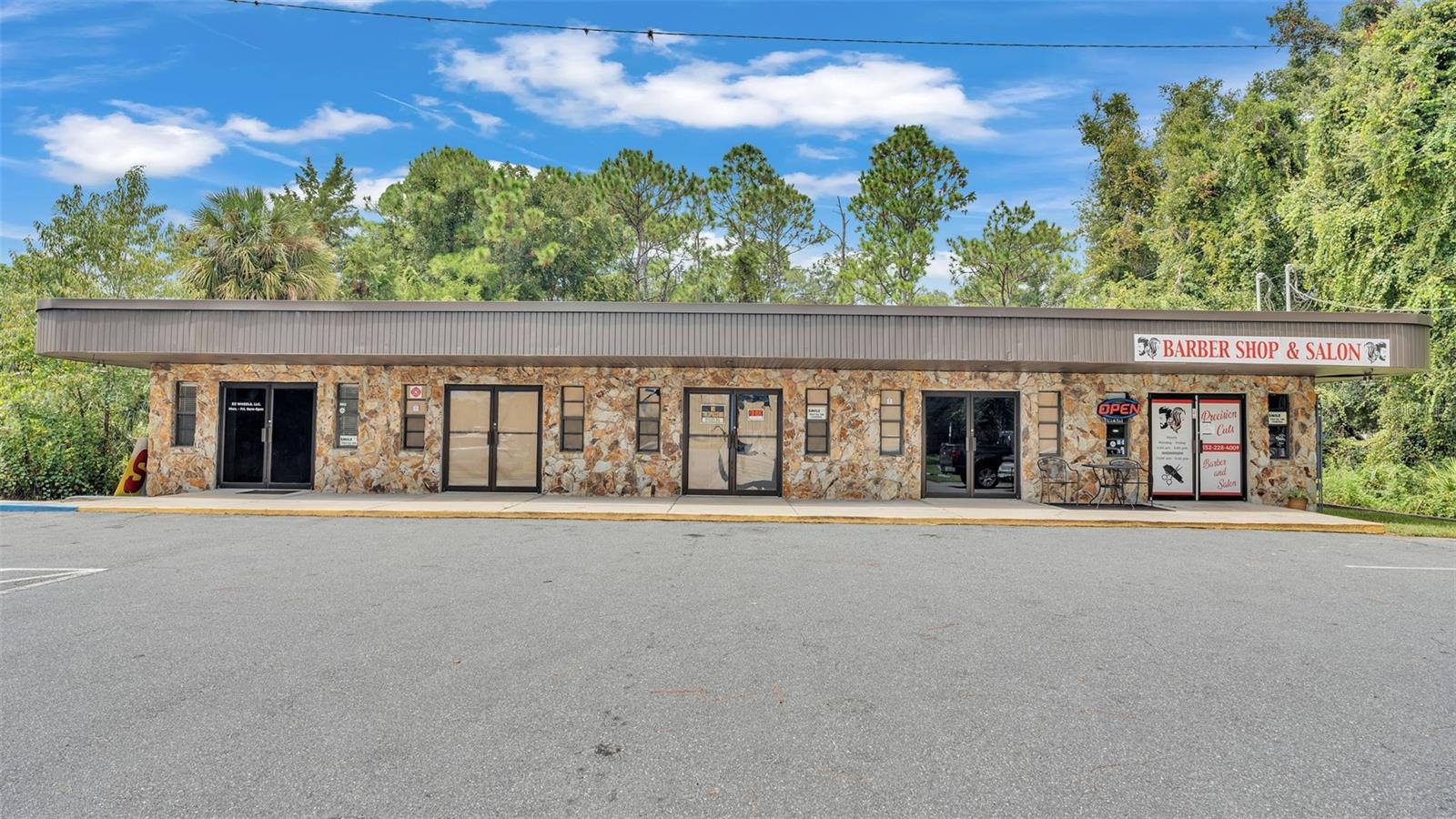 Welcome to Crystal River's newest treasure for commercial ventures. This is a fantastic business opportunity! Positioned directly on US-19
Building features 4599 square feet, with 5 separate front entrances and flexible interior spacing and 3 bathrooms. No need to worry about parking there are more than 30 parking areas.
This building offers versatility to suit a variety of business or retail needs. Don't miss this incredible opportunity to own a commercial office building in one of Florida's most sought-after destinations. Whether you're expanding your business or seeking a lucrative investment opportunity, this property offers the space, amenities, and location. Future – Possible “Net Operating Income” (NOI) up to $76,980/year. There are endless possibilities that await within these walls!