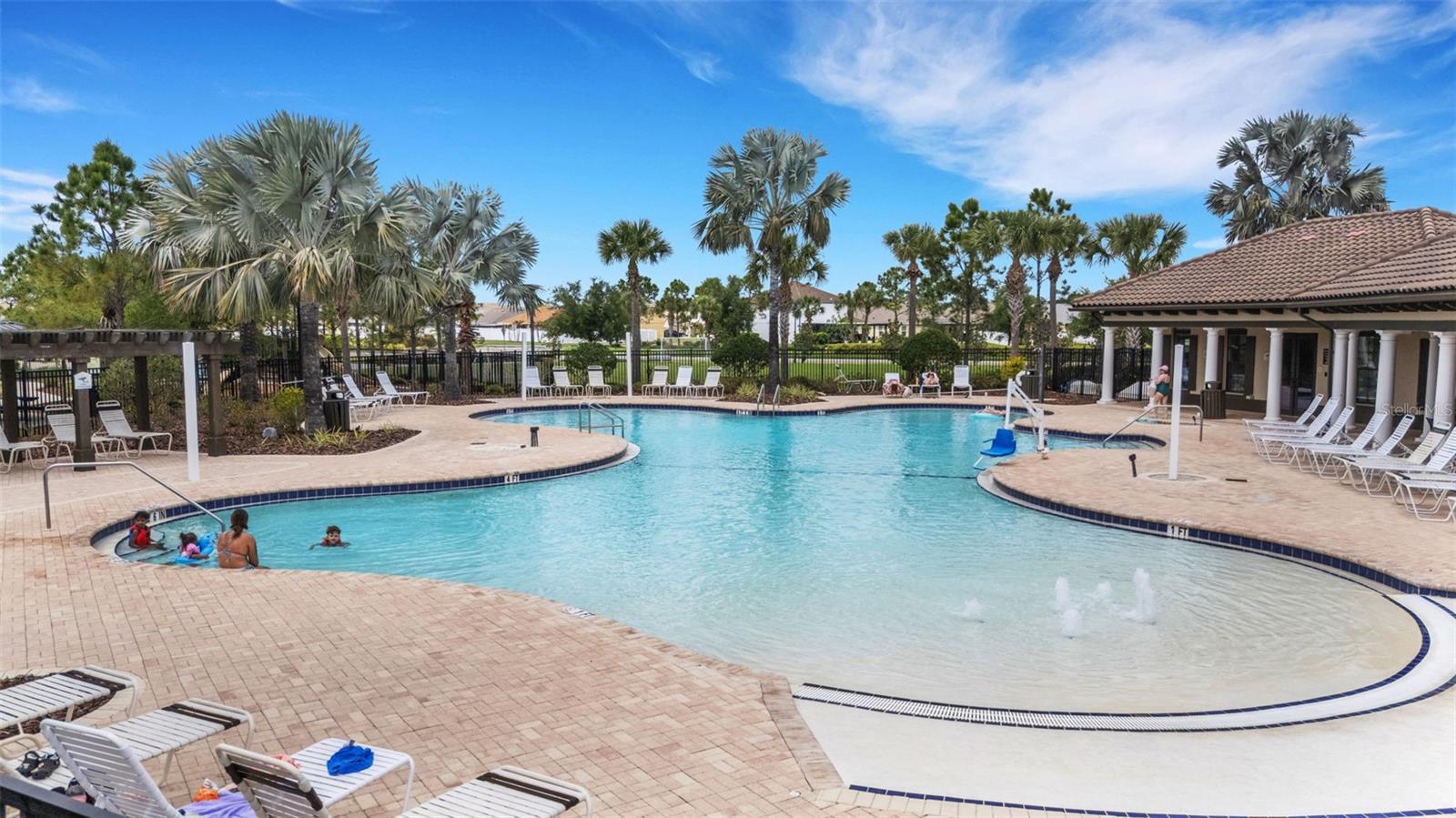 DEL TIERRA PH IV-B & IV-C - Residential Lease