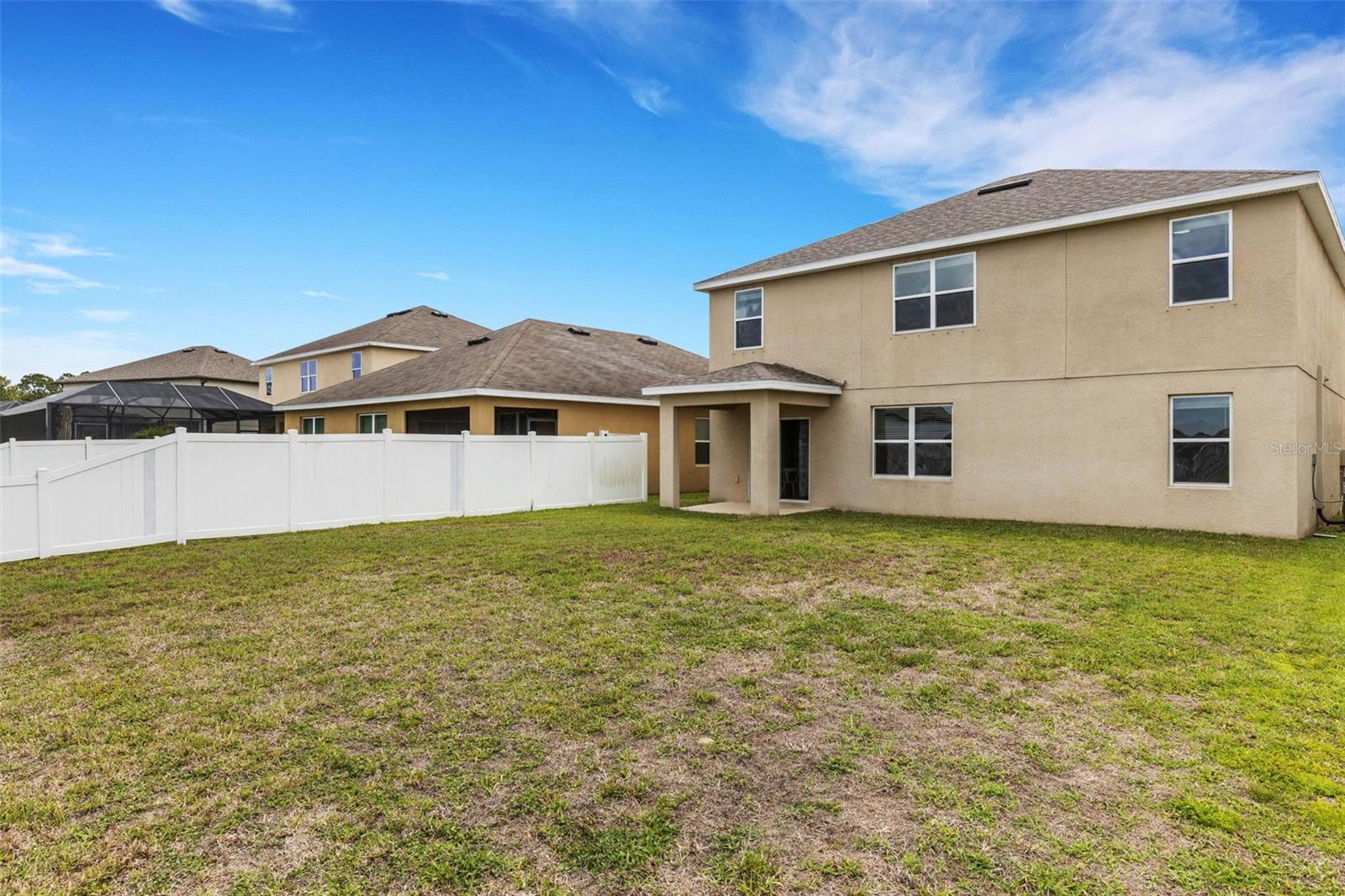 DEL TIERRA PH IV-B & IV-C - Residential Lease