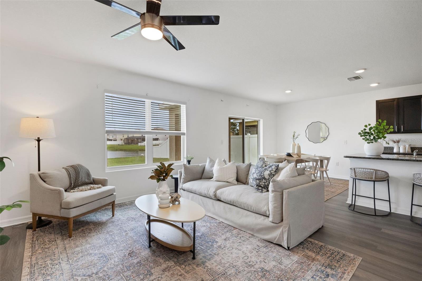 DEL TIERRA PH IV-B & IV-C - Residential Lease