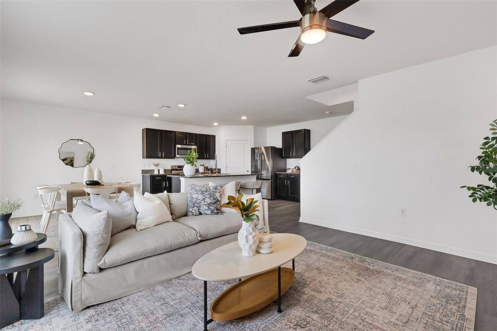 DEL TIERRA PH IV-B & IV-C - Residential Lease