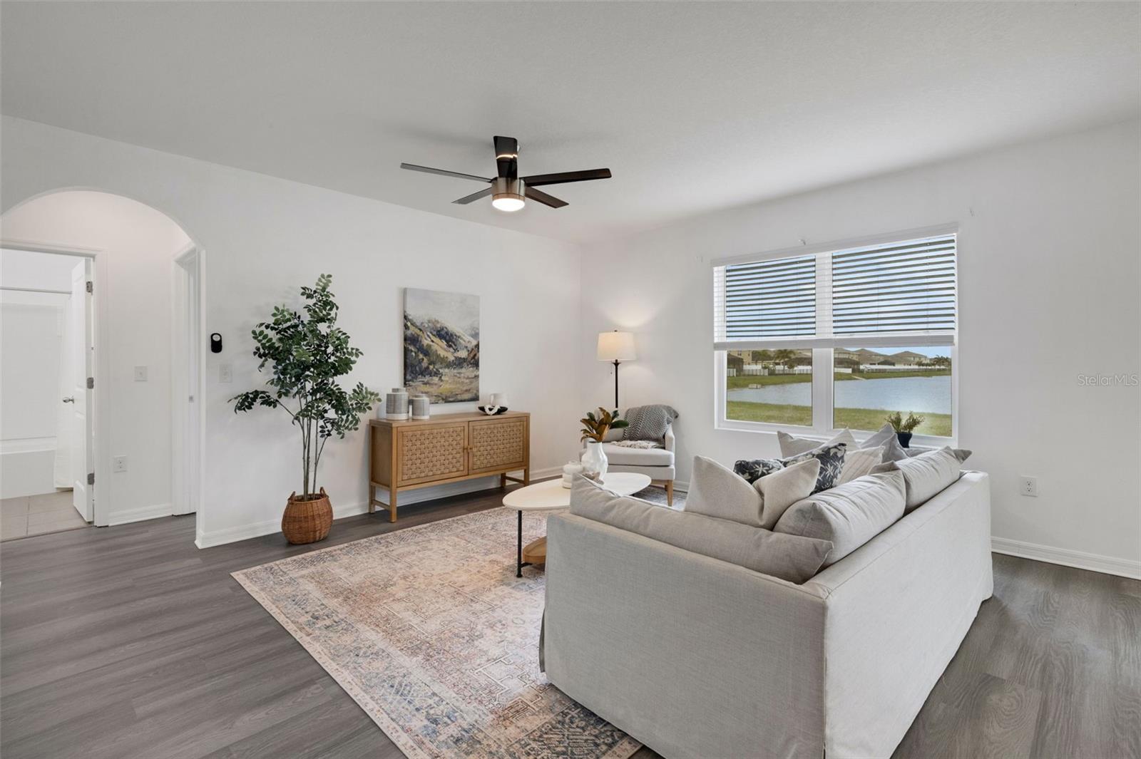 DEL TIERRA PH IV-B & IV-C - Residential Lease