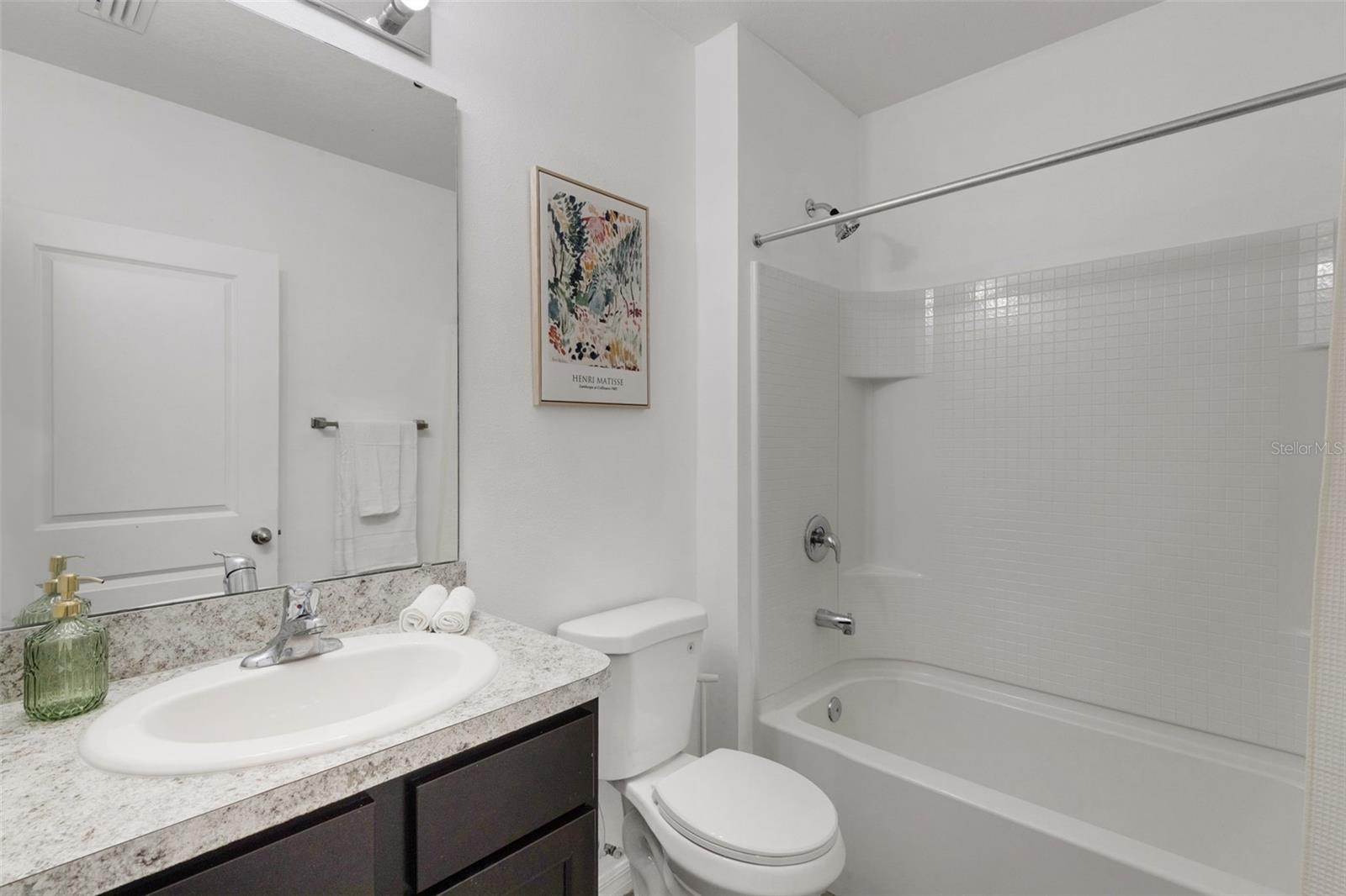 DEL TIERRA PH IV-B & IV-C - Residential Lease