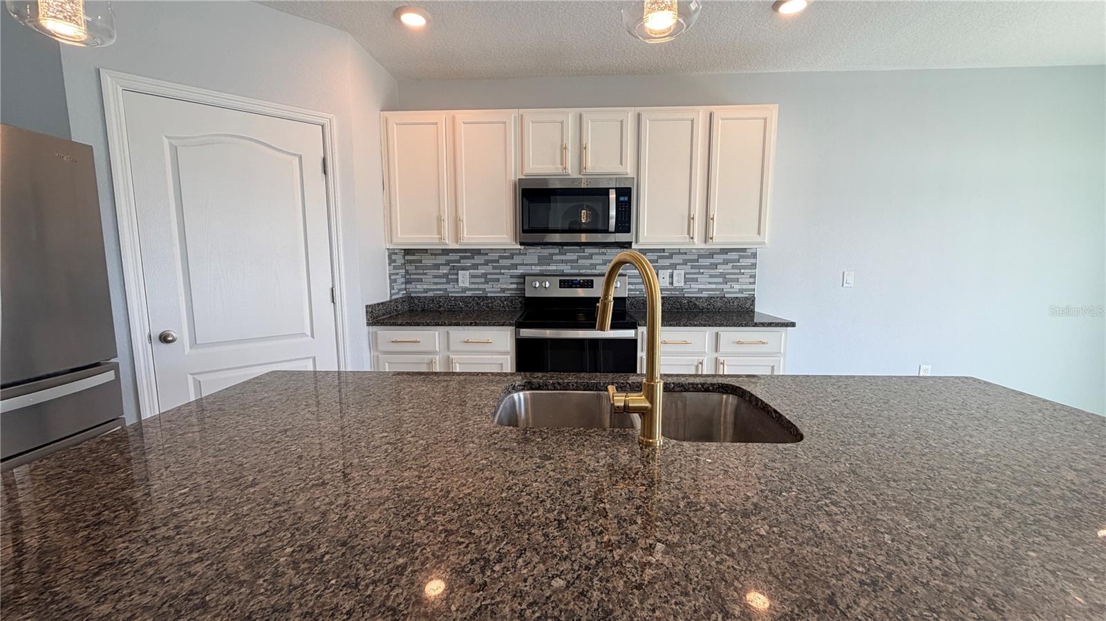 BARRINGTON - Residential