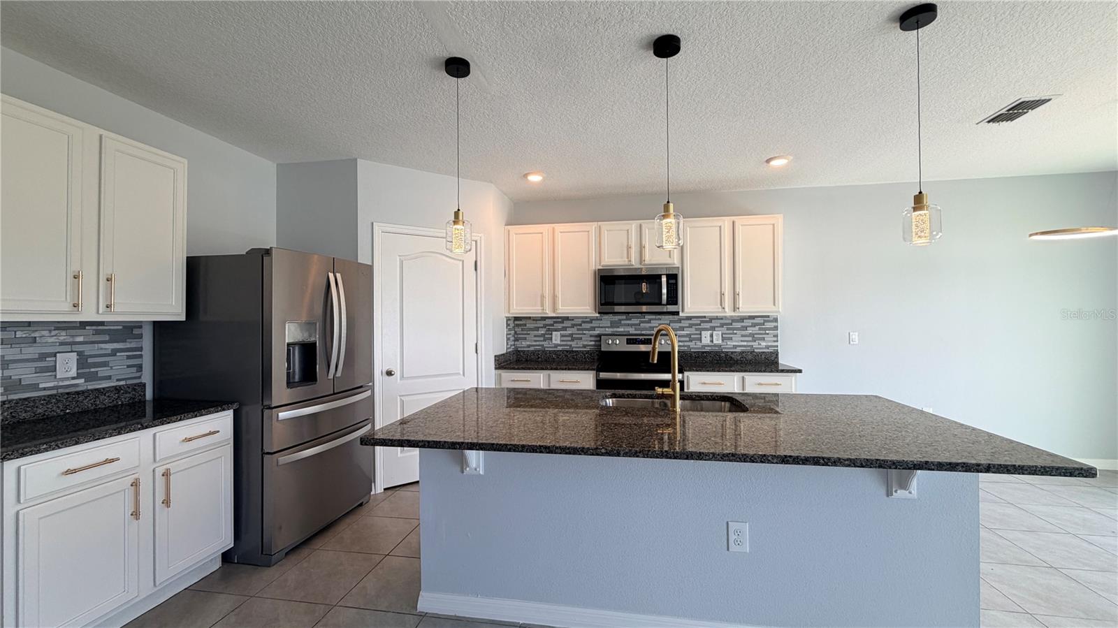 BARRINGTON - Residential