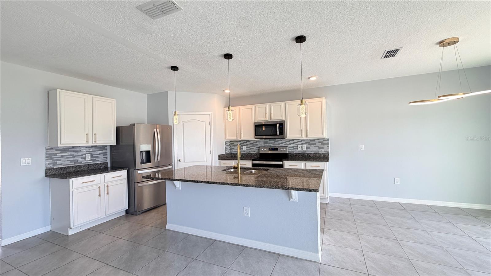 BARRINGTON - Residential