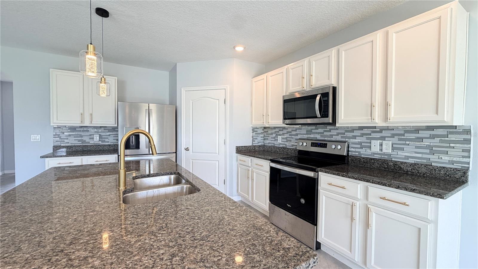 BARRINGTON - Residential