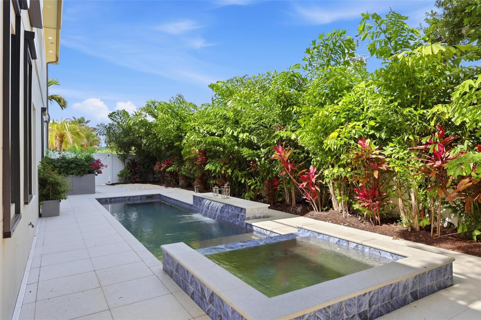 POINSETTIA PARK 2 - Residential