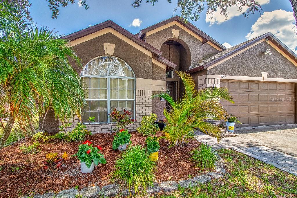 9932 RIVERCHASE DRIVE
