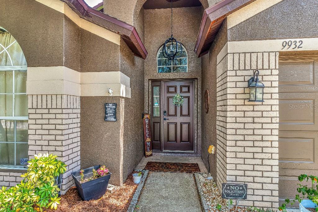 RIVERCHASE - Residential