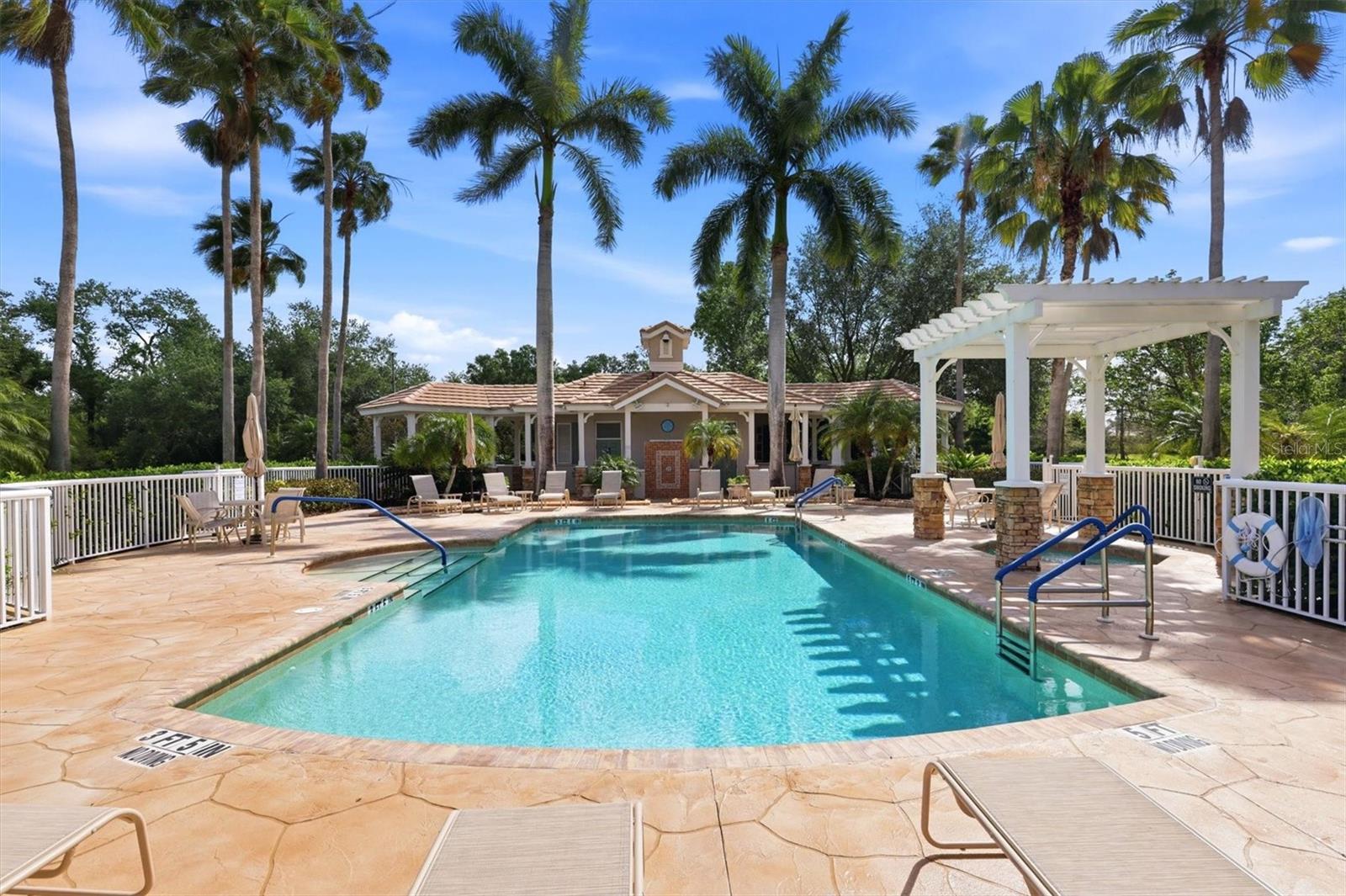 LAKEWOOD RANCH COUNTRY CLUB VILLAGE H - Residential