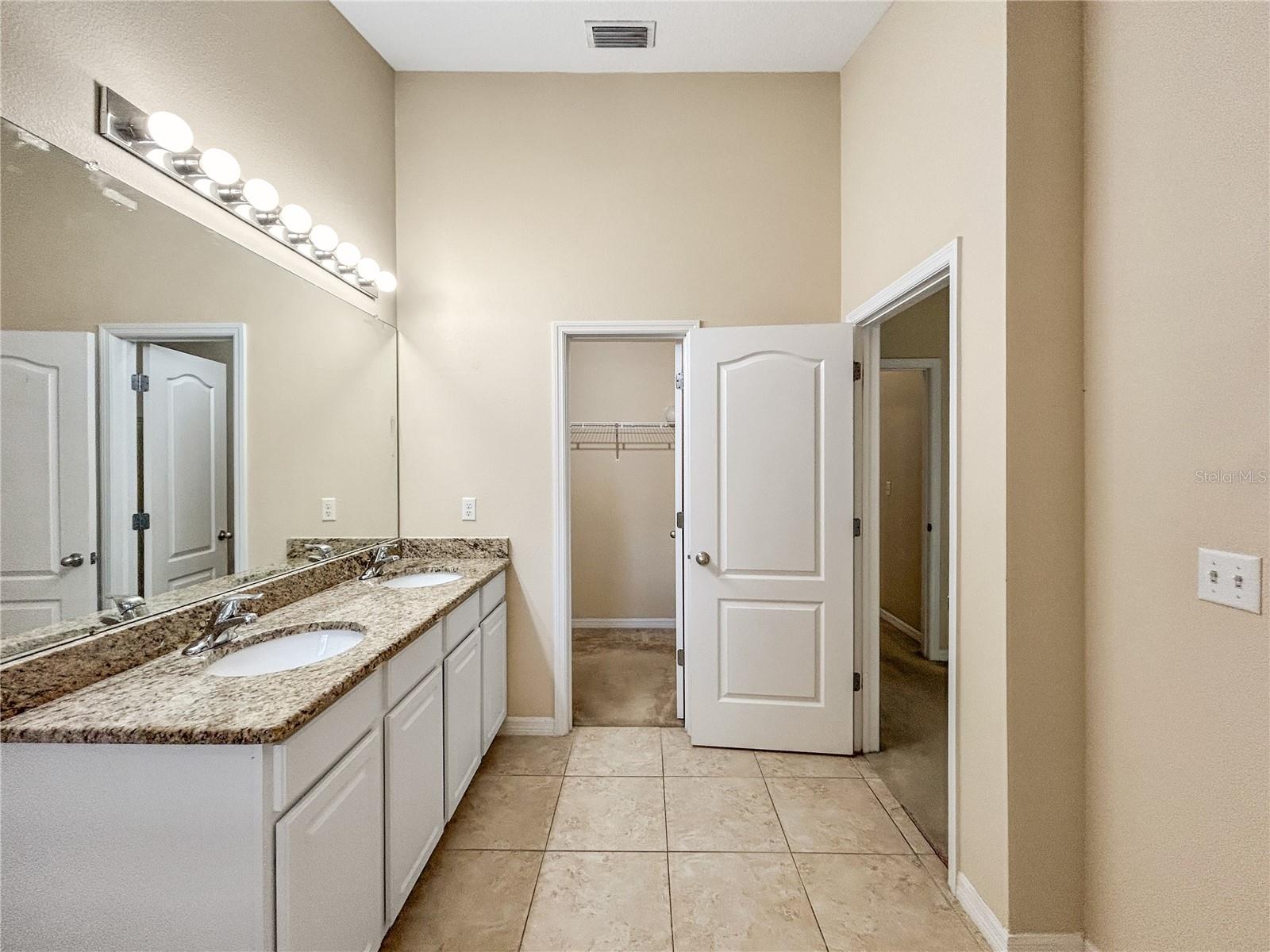 FISHHAWK RANCH PH 2 TR 1 - Residential