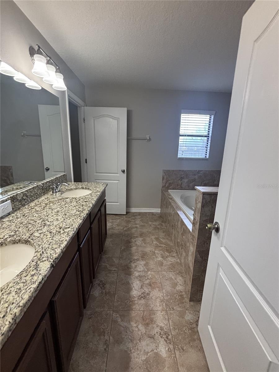 LIVE OAK PRESERVE 2C VILLAGES 13 AND 16 - Residential Lease