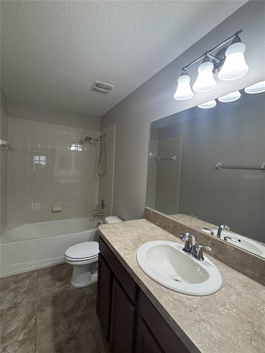 LIVE OAK PRESERVE 2C VILLAGES 13 AND 16 - Residential Lease