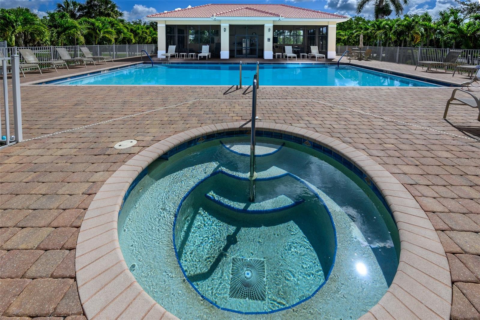 MAGDALENA GARDENS - Residential