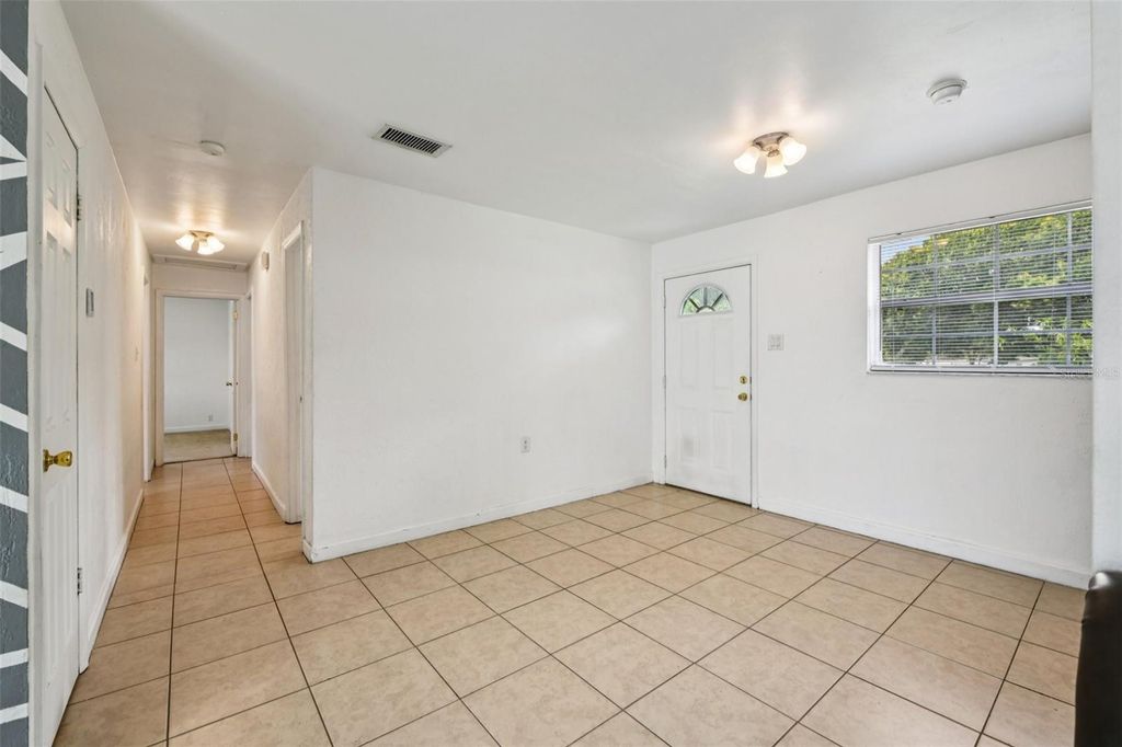 Photo of 911 Shady Park Terrace, Daytona Beach, FL 32117 (MLS # O6354196)