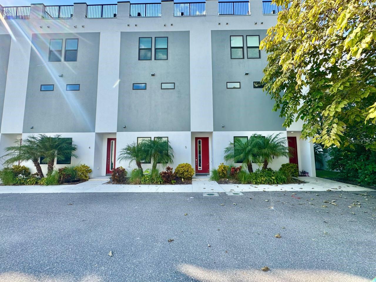 NORTH A STREET TWNHMS - Residential Lease