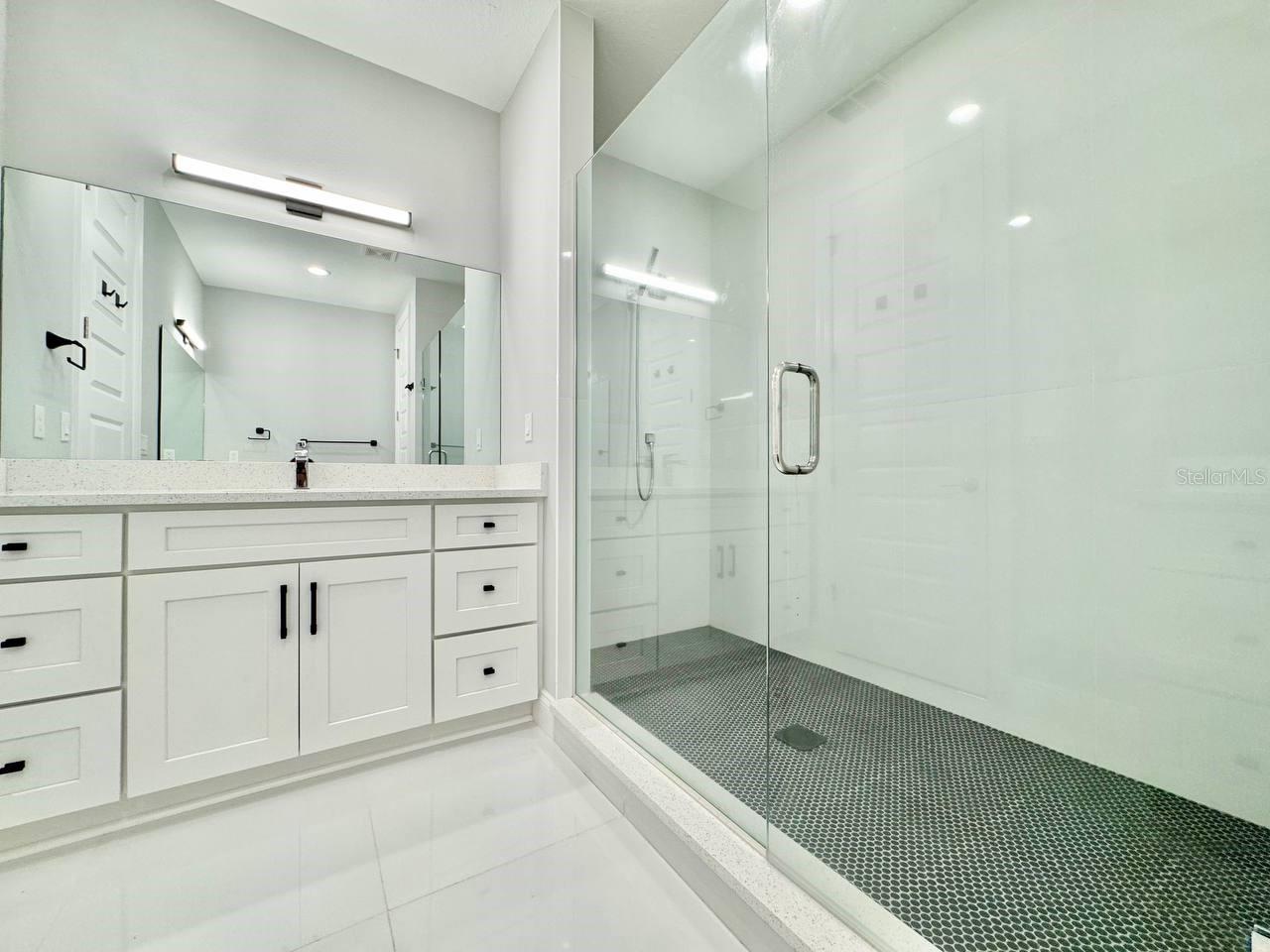 NORTH A STREET TWNHMS - Residential Lease