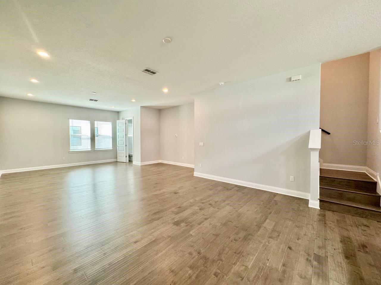 NORTH A STREET TWNHMS - Residential Lease