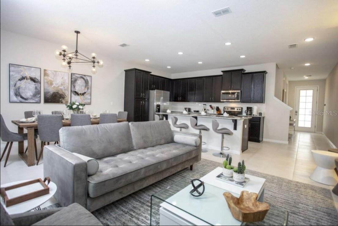 1561 CAREY PALM CIRCLE