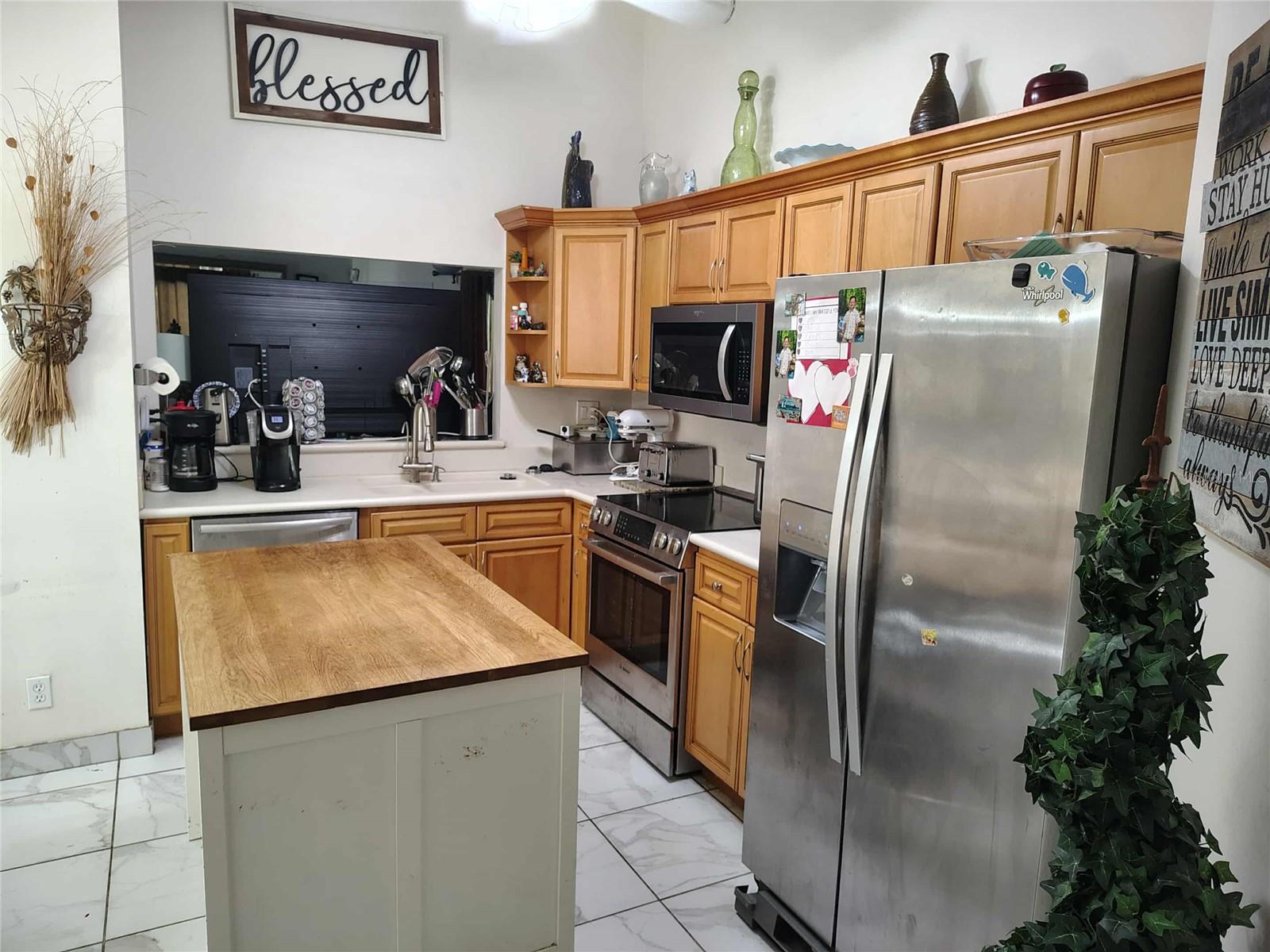 ACREAGE & UNREC - Residential