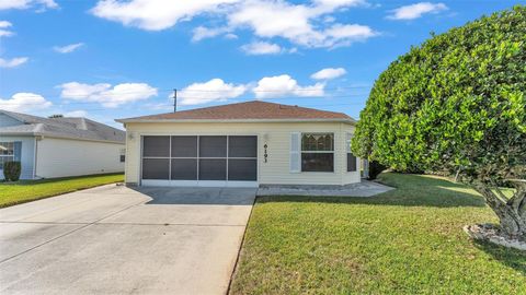 A home in LAKELAND