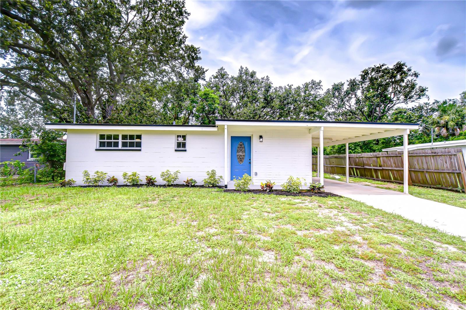 Welcome to this cozy and stylish starter home, fully updated and move-in ready! Enjoy peace of mind with a brand NEW ROOF (May 2025) and completely NEW electrical rewiring throughout. Inside, you’ll find luxury vinyl flooring, new 4¼” baseboards, and fresh Sherwin-Williams paint both inside and out.
The kitchen is a showstopper with ALL NEW sparkling QUARTZ countertops, Frigidaire appliances and cabinets. The fully remodeled bathroom features beautiful tile work, a new tub, toilet, and vanity—everything done with care and attention to detail. The ice-cold A/C has just received an excellent service rating.
Step outside to a spacious backyard, perfect for relaxing or entertaining, plus enjoy the fresh landscaping, new mulch, and a pressure-washed driveway. NO HOA
Conveniently located just minutes from the Hard Rock Casino and Florida State Fairgrounds, where you can enjoy top concerts, entertainment, and more. Only 10 minutes to Downtown Tampa and 45 minutes to FL beaches! Whether you’re looking for a place to call home or a great addition to your Airbnb rental portfolio, this one checks all the boxes! DON'T WAIT!
