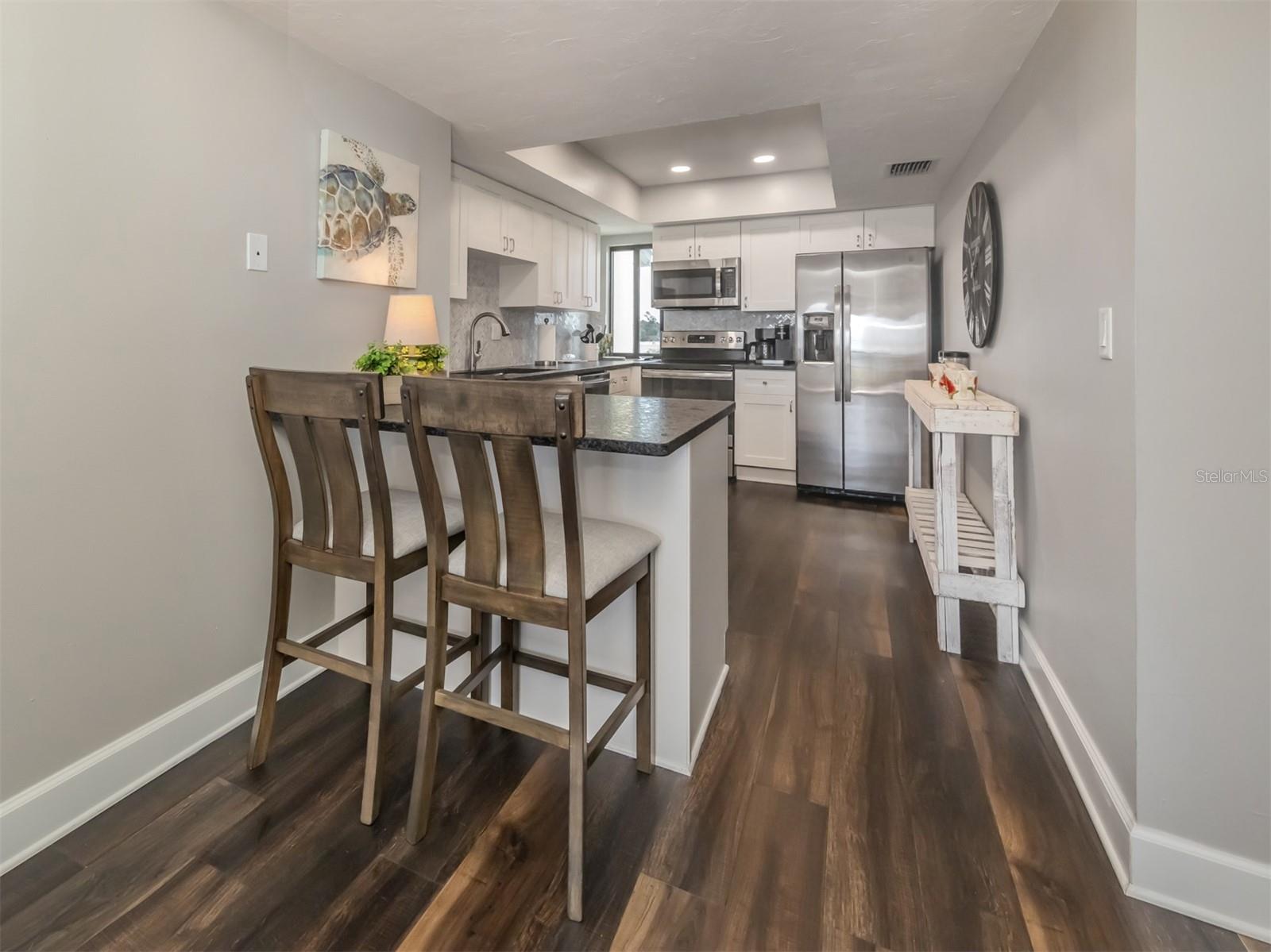 MACARTHUR BEACH - Residential