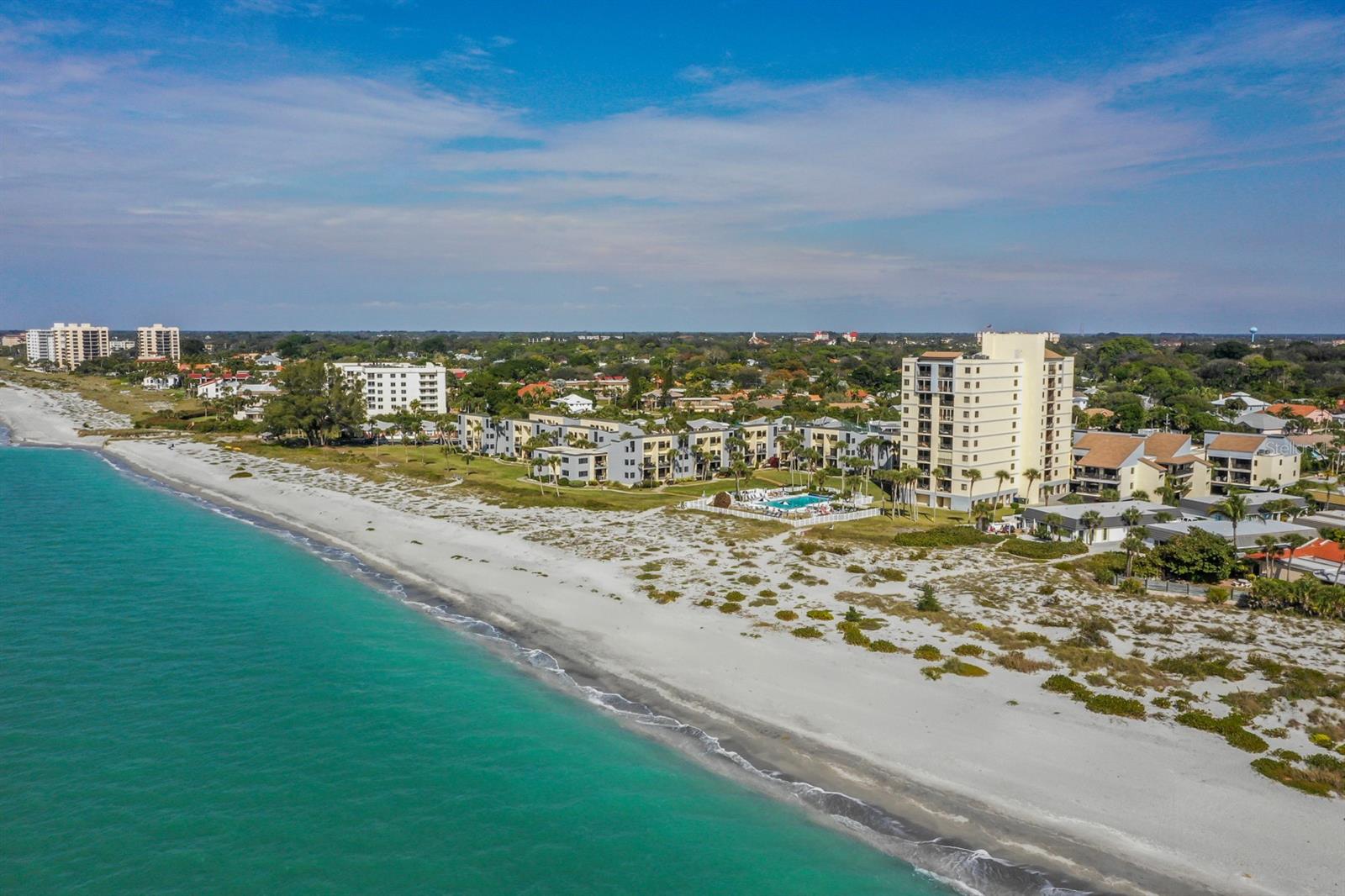 MACARTHUR BEACH - Residential